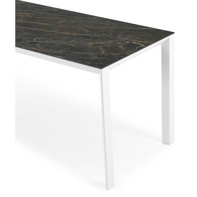 Malito tuintafel rechthoekig in wit aluminium en volkeramiek Black Obsession - L 220 x B 70 x H 75 cm