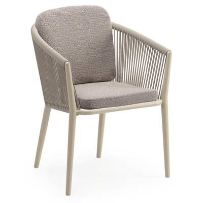 Orso tuinstoel in beige aluminium en beige verticaal geweven ronde rope met luxe zitkussen in All Weather Sunbrella® Luxe Wander Granite