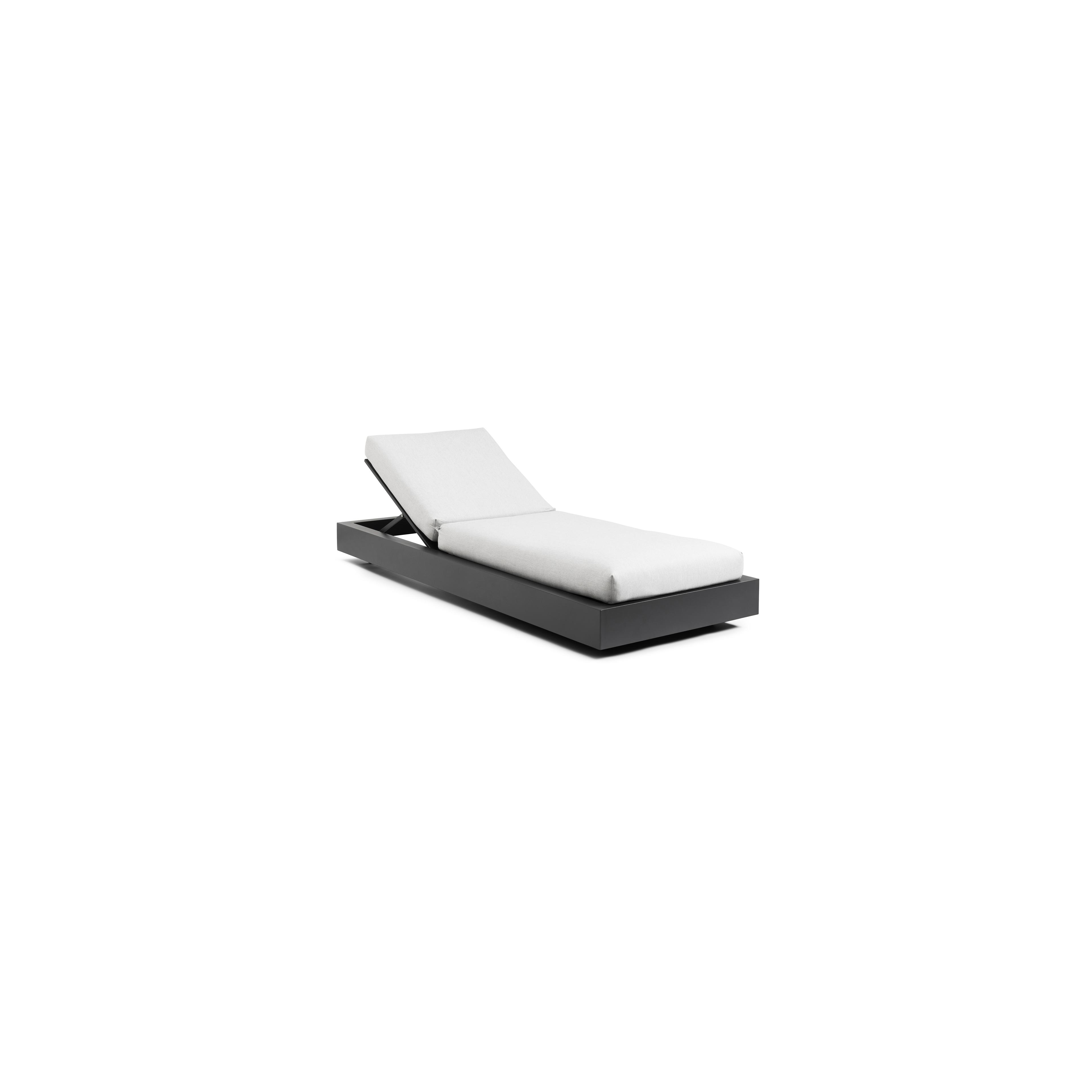 Chaise longue réglable Como en aluminium noir avec all weather sunbrella® luxe natte grey chine coussin