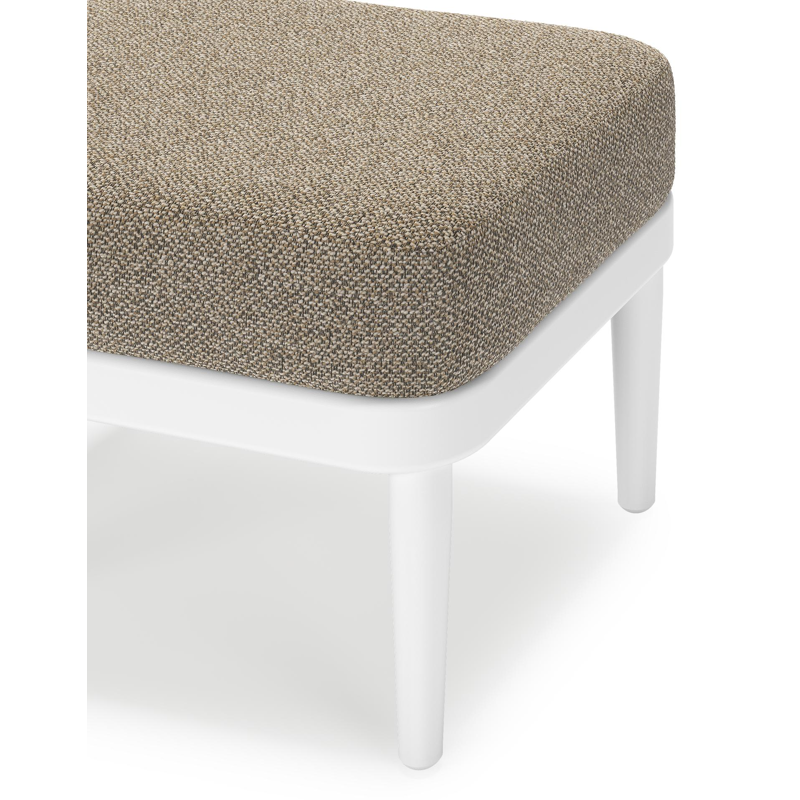 Pouf Orso en aluminium blanc et coussins en all weather cosytica Madagascar Burch