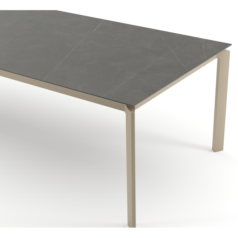 Table de jardin Cirello rectangulaire en aluminium beige et céramique pleine Calatorao - Lg. 280 x Lrg. 110 x Haut. 74.5 cm