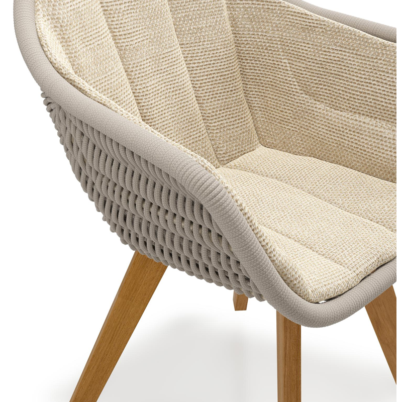 Pagino tuinstoel in teak en beige verticaal geweven ronde rope met zitkussen in All Weather Cosytica Althea Camel