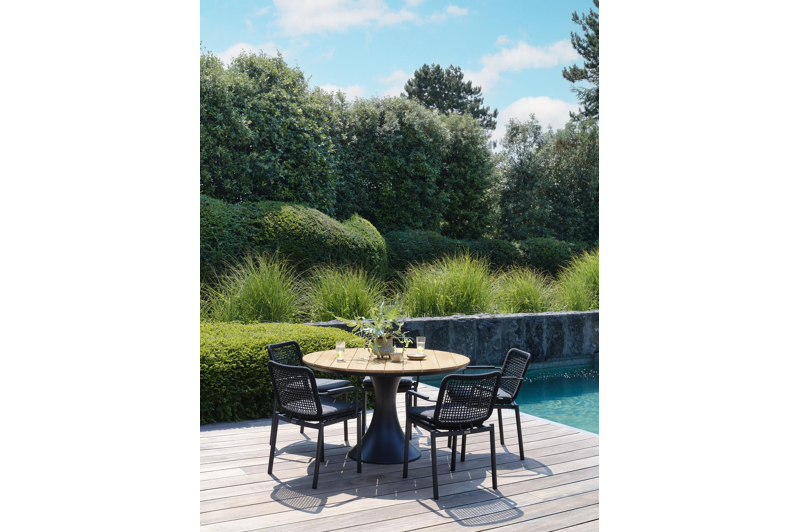 Fano stapelbare tuinstoel in zwart aluminium en zwart vierkant geweven rope