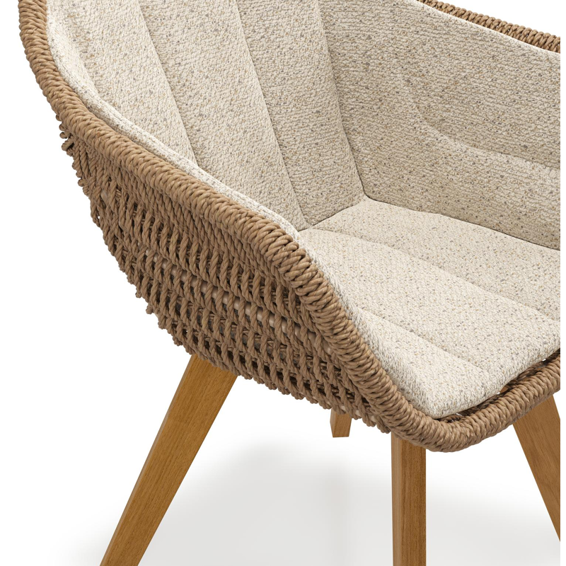 Pagino tuinstoel in teak en bruin ronde wicker met zitkussen in All Weather Cosytica Bora Desert