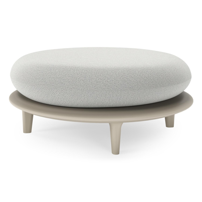 Bomero poef in beige aluminium met savane nimbus all weather sunbrella® luxe kussen