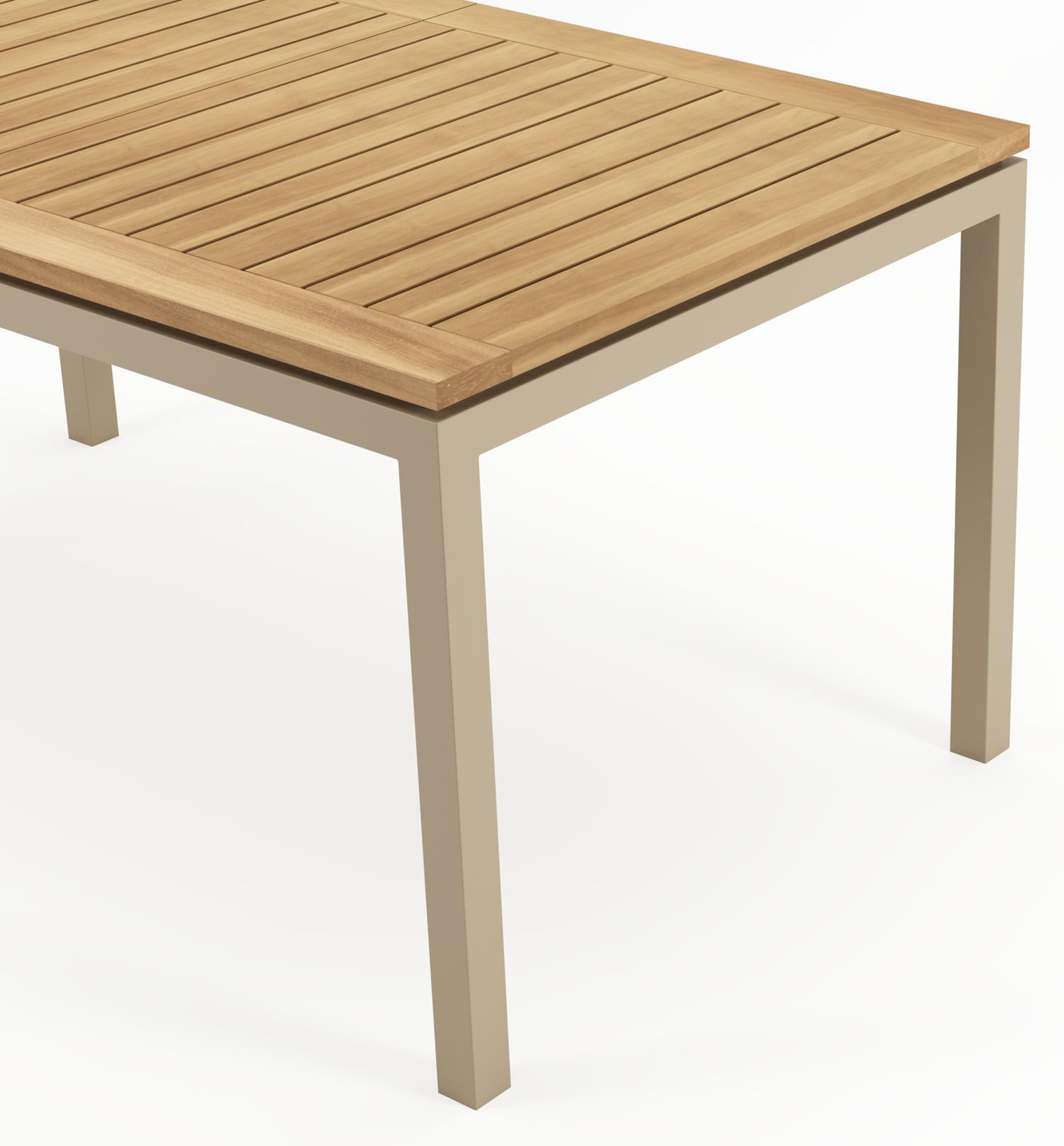 Table de jardin extensible Amalfi rectangulaire en aluminium beige et teck - Lg. 156-214 x Lrg. 90 x Haut. 75 cm