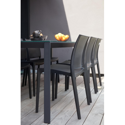 Chaise de jardin empilable Maya noire - matière synthétique