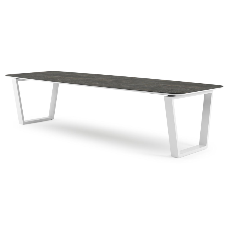 Table de jardin Pagino forme de bateau en aluminium blanc et céramique pleine Black Obsession - Lg. 315 x Lrg. 115 x Haut. 73 cm