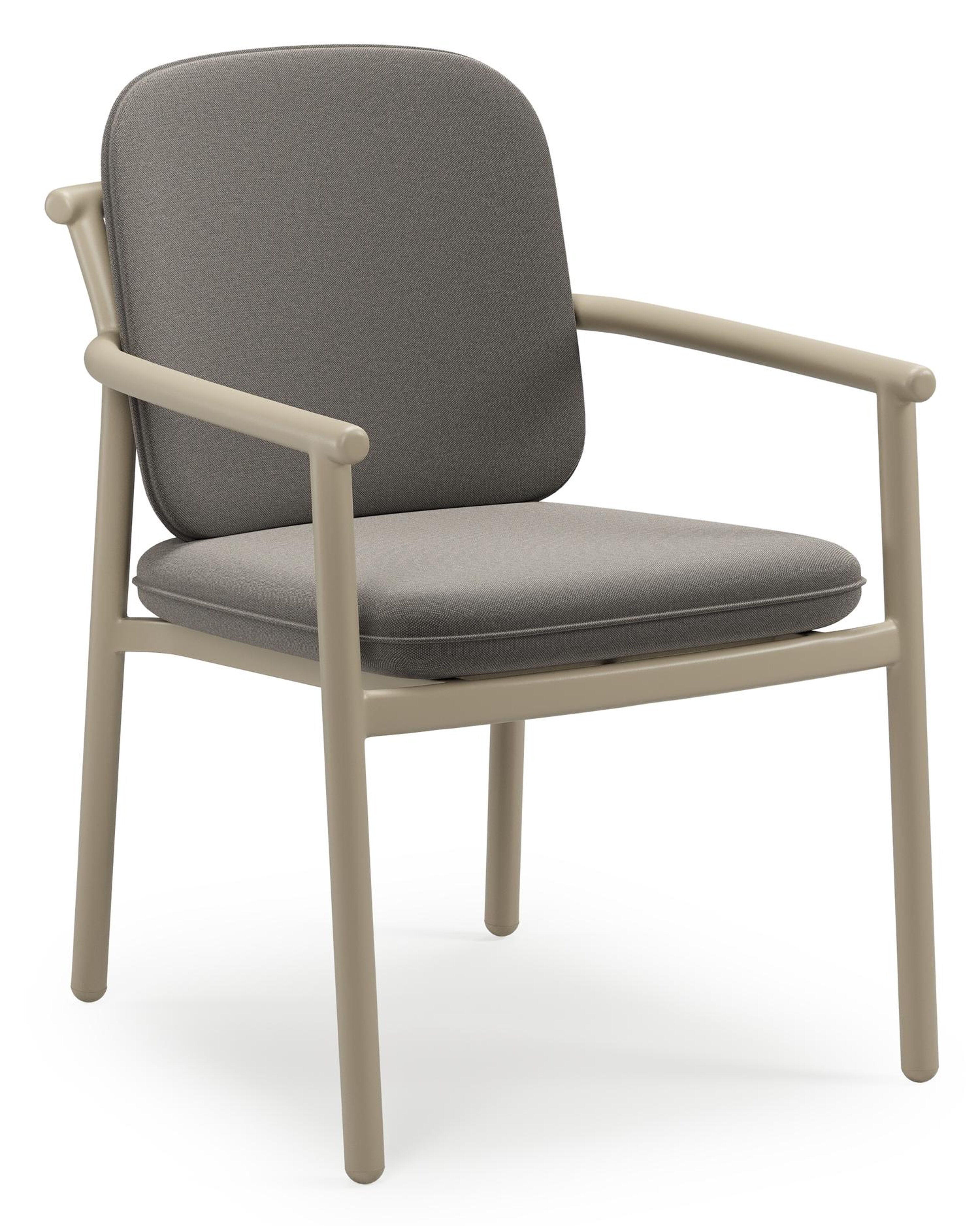Bono stapelbare tuinstoel in beige aluminium met stoelkussen in All Weather Sunbrella® Luxe Natte Dark Taupe