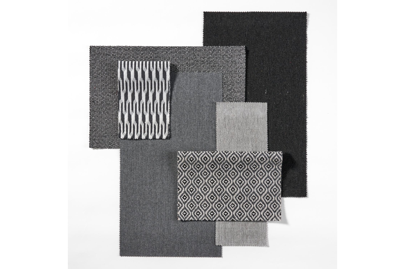 Sierkussen 45 x 45 cm in all weather sunbrella® luxe donker taupe