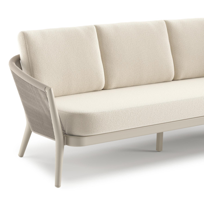 Orso loungebank in beige aluminium en beige verticaal geweven ronde rope met Althea Off White all weather cosytica kussen