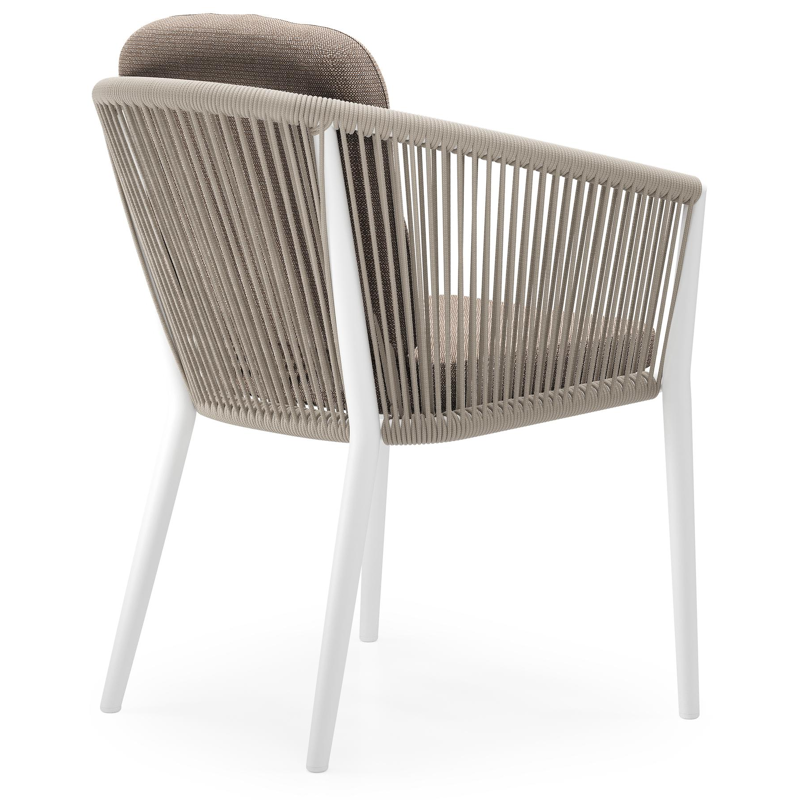 Orso tuinstoel in wit aluminium en beige verticaal geweven ronde rope met luxe zitkussen in All Weather Sunbrella® Luxe Savane Earth