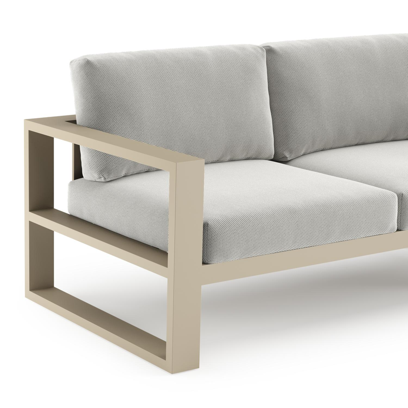Verato loungehoek in beige aluminium met lopi ash all weather sunbrella® luxe kussen