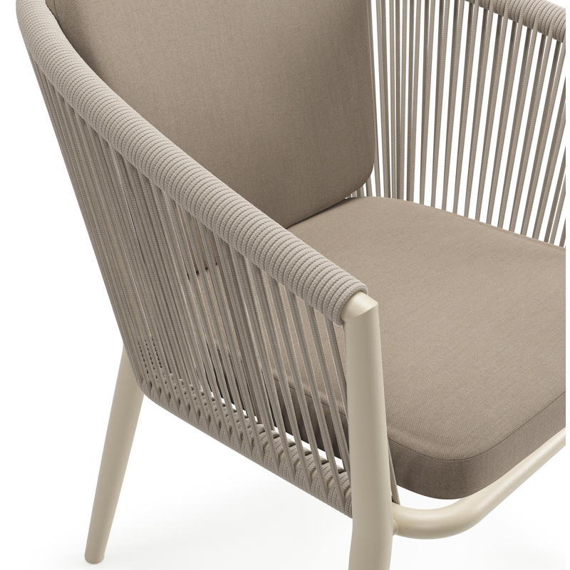 Orso tuinstoel in beige aluminium en beige verticaal geweven ronde rope met zitkussen in All Weather Sunbrella® Luxe Natte Heather Grey