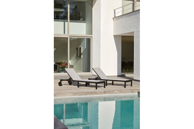 Set van 2 verstelbare Alba ligbedden in zwart aluminium en grijs textileen