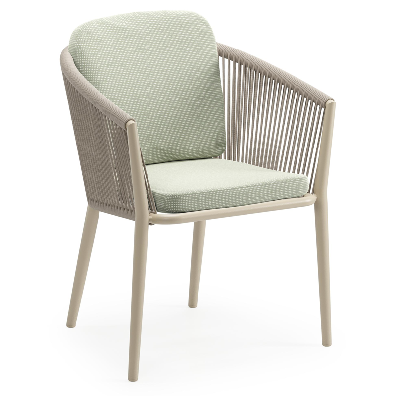 Orso tuinstoel in beige aluminium en beige verticaal geweven ronde rope met luxe zitkussen in All Weather Sunbrella® Luxe Slow Spirea