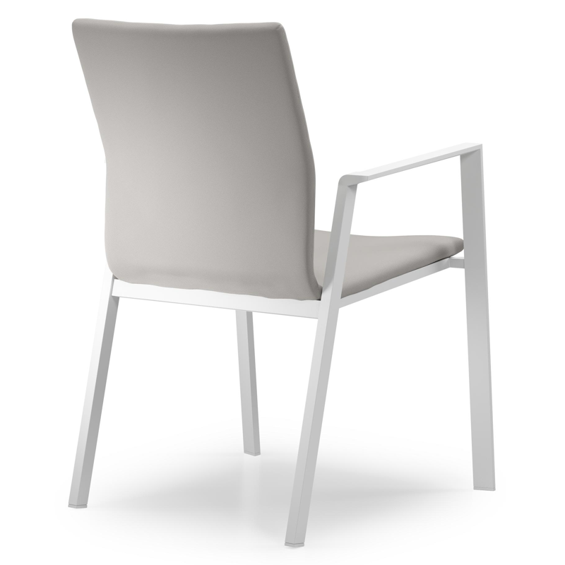 Varese tuinset in wit aluminium en naturel teak tafelblad met 10 stapelbare Madura tuinstoelen