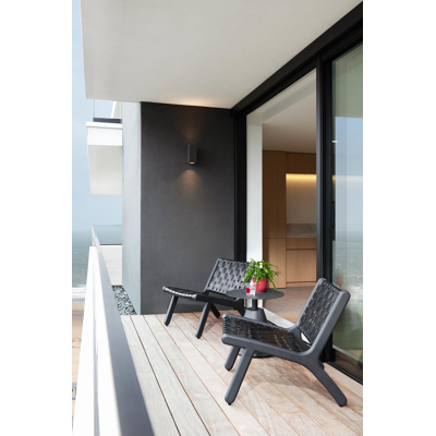 Cosito loungezetel 1-zit in zwart aluminium en zwart wicker