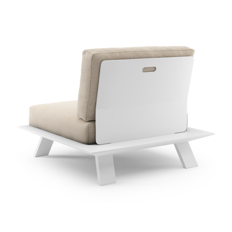 Cesano loungestoel in wit aluminium met lopi sand all weather Sunbrella® luxe kussen
