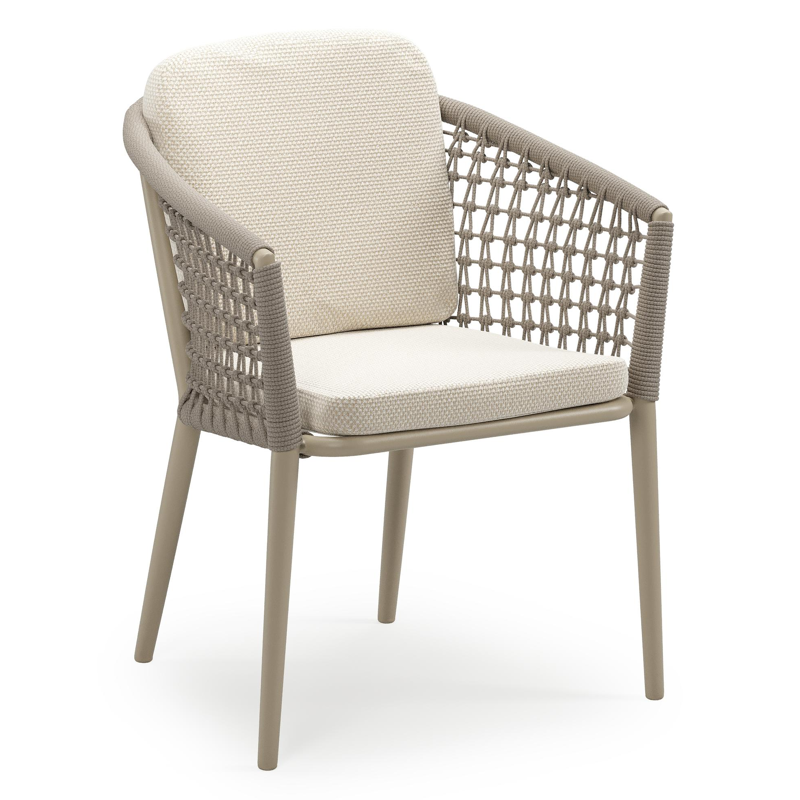 Orso stapelbare tuinstoel in beige aluminium en beige visnet geweven ronde rope met stoelkussen in All Weather Cosytica Althea Off White