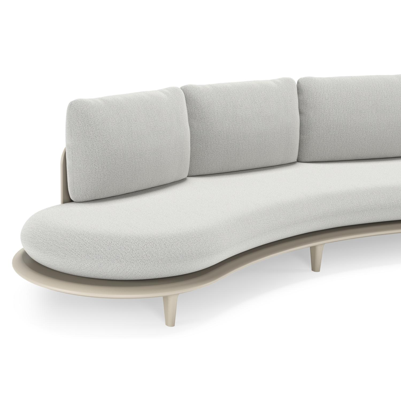 Bomero loungebank in beige aluminium met savane nimbus all weather sunbrella® luxe kussen