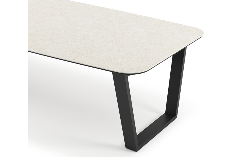 Pagino tuintafel in zwart aluminium en volkeramiek shilin - L 315 x B 115 x H 74 cm