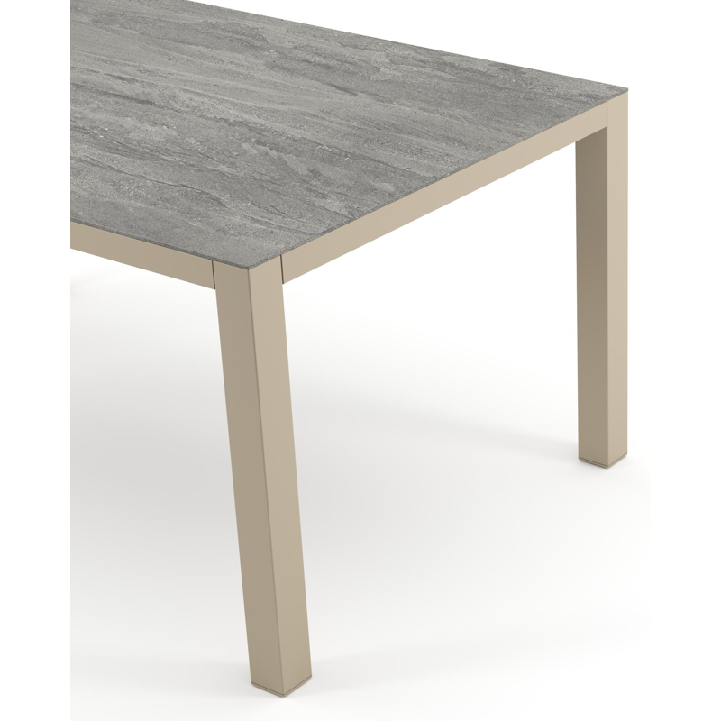 Como tuintafel rechthoekig in beige aluminium en volkeramiek Aspen Grey - L 160 x B 100 x H 73 cm