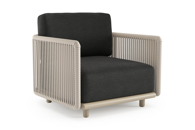 Organo loungestoel 1-zit in beige aluminium en beige verticaal geweven luxe vlakke rope met chartres sooty all weather sunbrella® luxe kussen