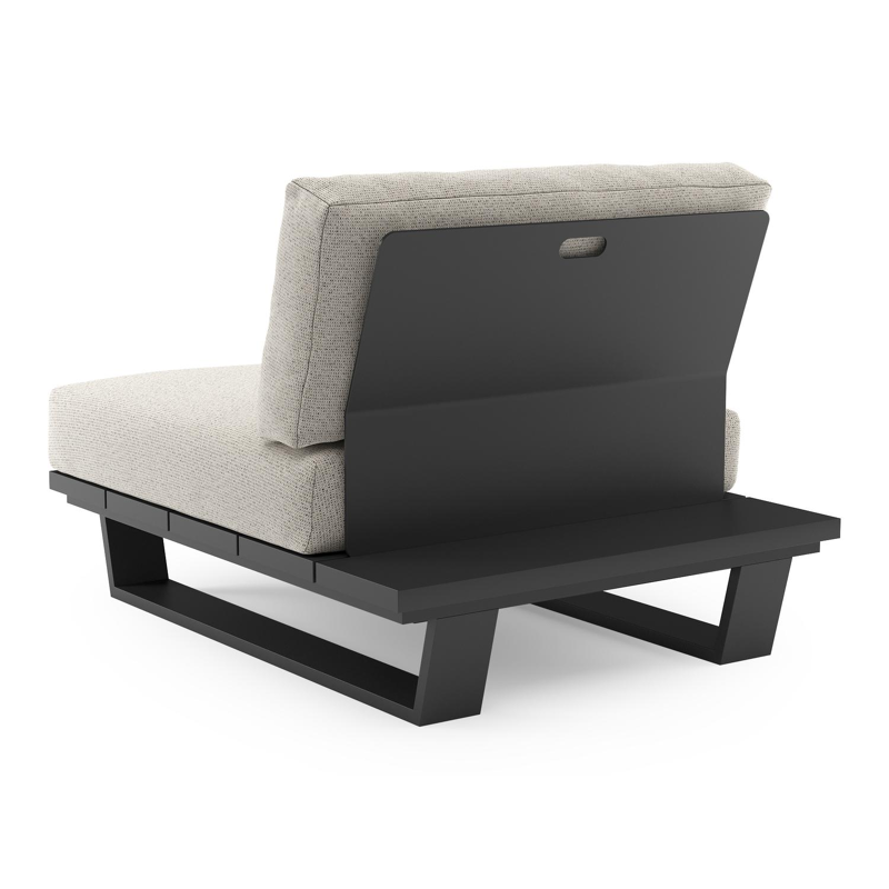 Pagino loungestoel in zwart aluminium met firenze natural all weather solica kussen