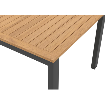 Trente tuinset in zwart aluminium en naturel teak tafelblad met 10 stapelbare Calobra tuinstoelen