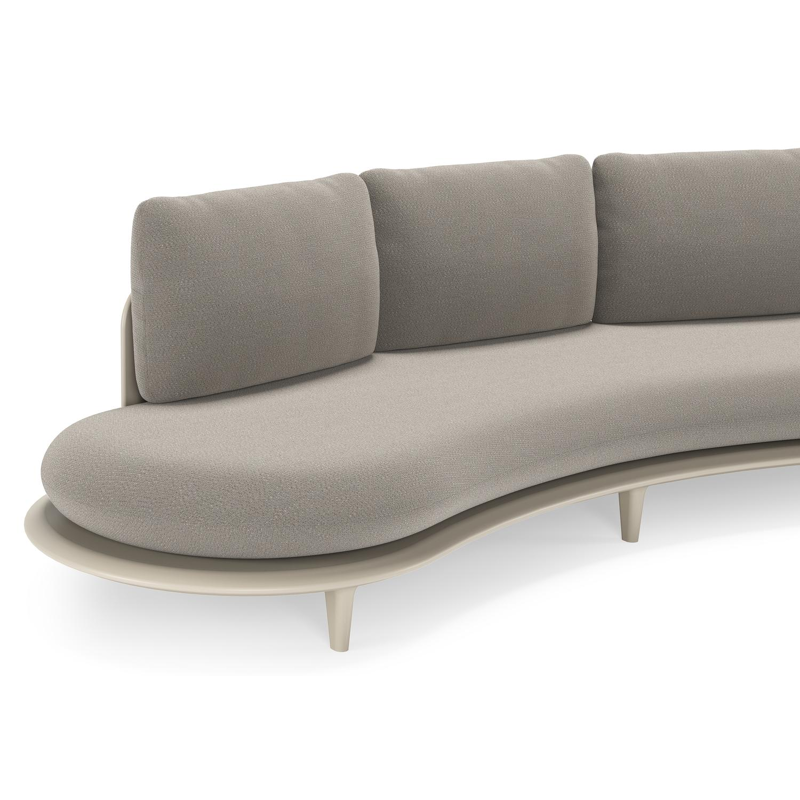 Bomero loungebank in beige aluminium met lopi silver all weather sunbrella® luxe kussen