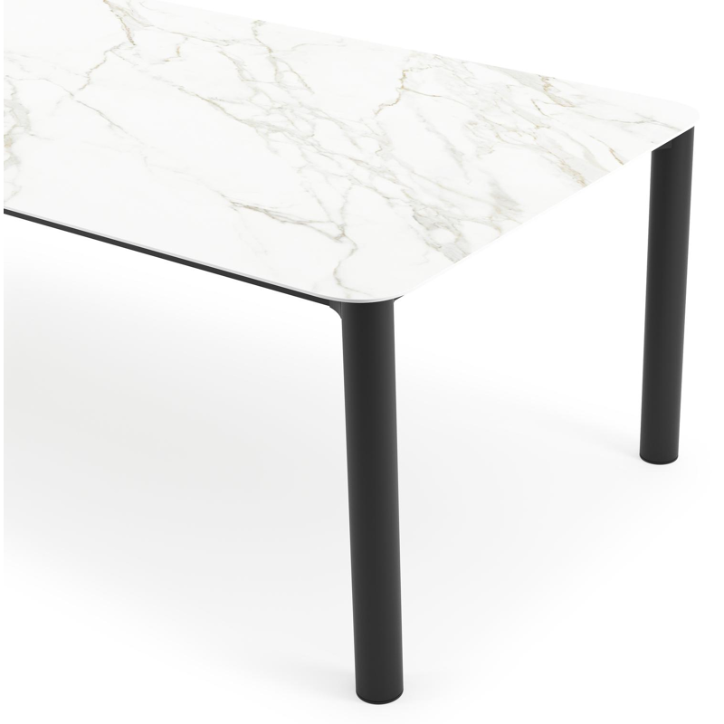 Orso tuintafel rechthoekig afgerond in zwart aluminium en volkeramiek Calacatta - L 290 x B 110 x H 74.5 cm