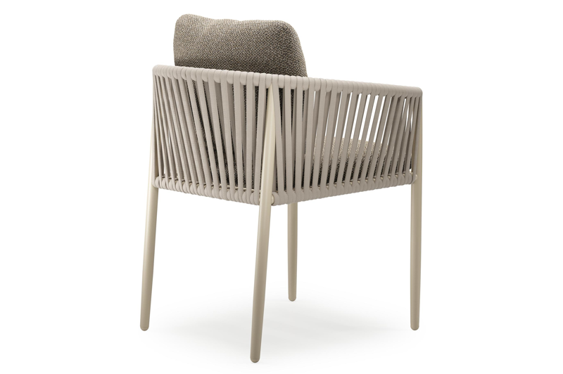 Organo tuinstoel in beige aluminium en beige verticaal geweven luxe vlakke rope met zitkussen in All Weather Cosytica Madagascar Burch