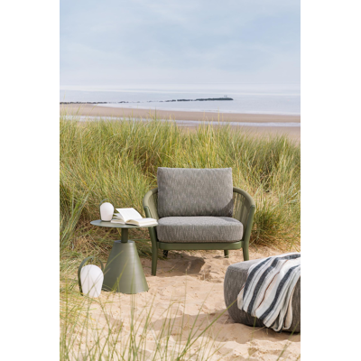 Orso loungestoel in groen aluminium en groen verticaal geweven ronde rope met Bora Jungle all weather cosytica kussen