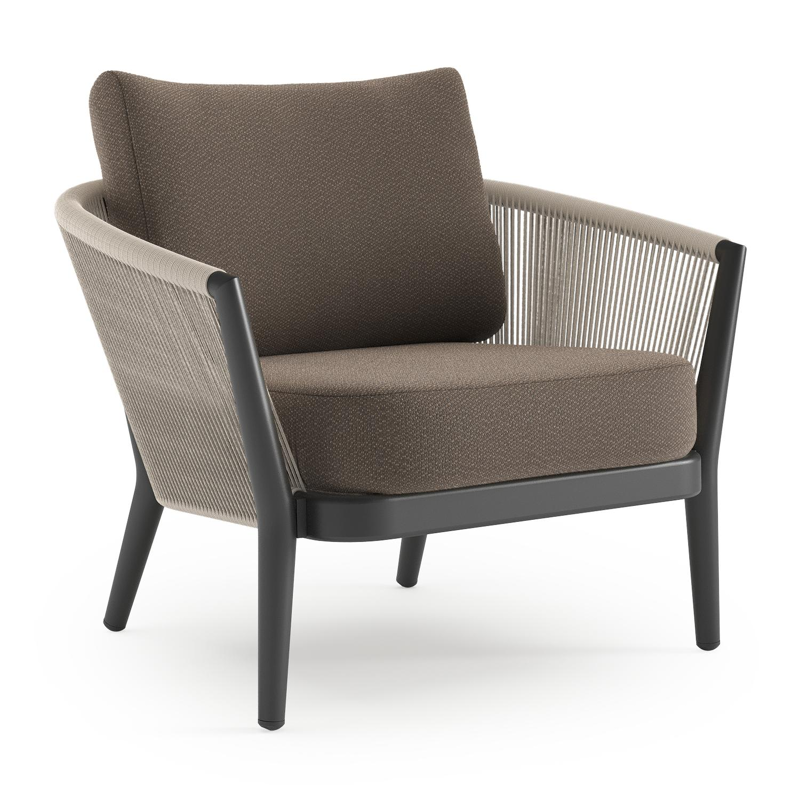 Orso loungestoel in zwart aluminium en beige verticaal geweven ronde rope met Lopi Coconut all weather sunbrella® luxe kussen