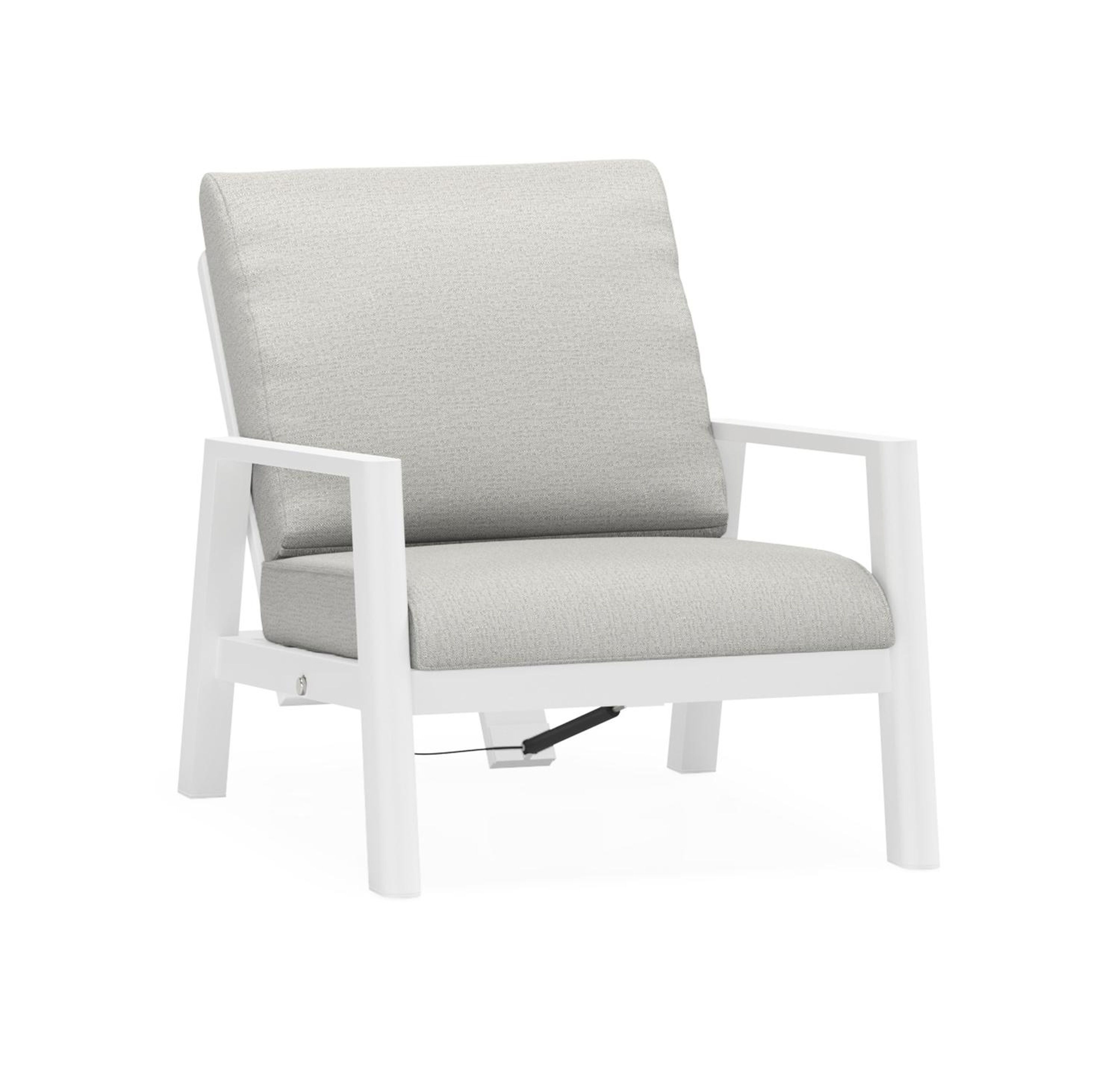 Cirello loungestoel 1-zit in wit aluminium met savane nimbus all weather sunbrella® luxe kussen