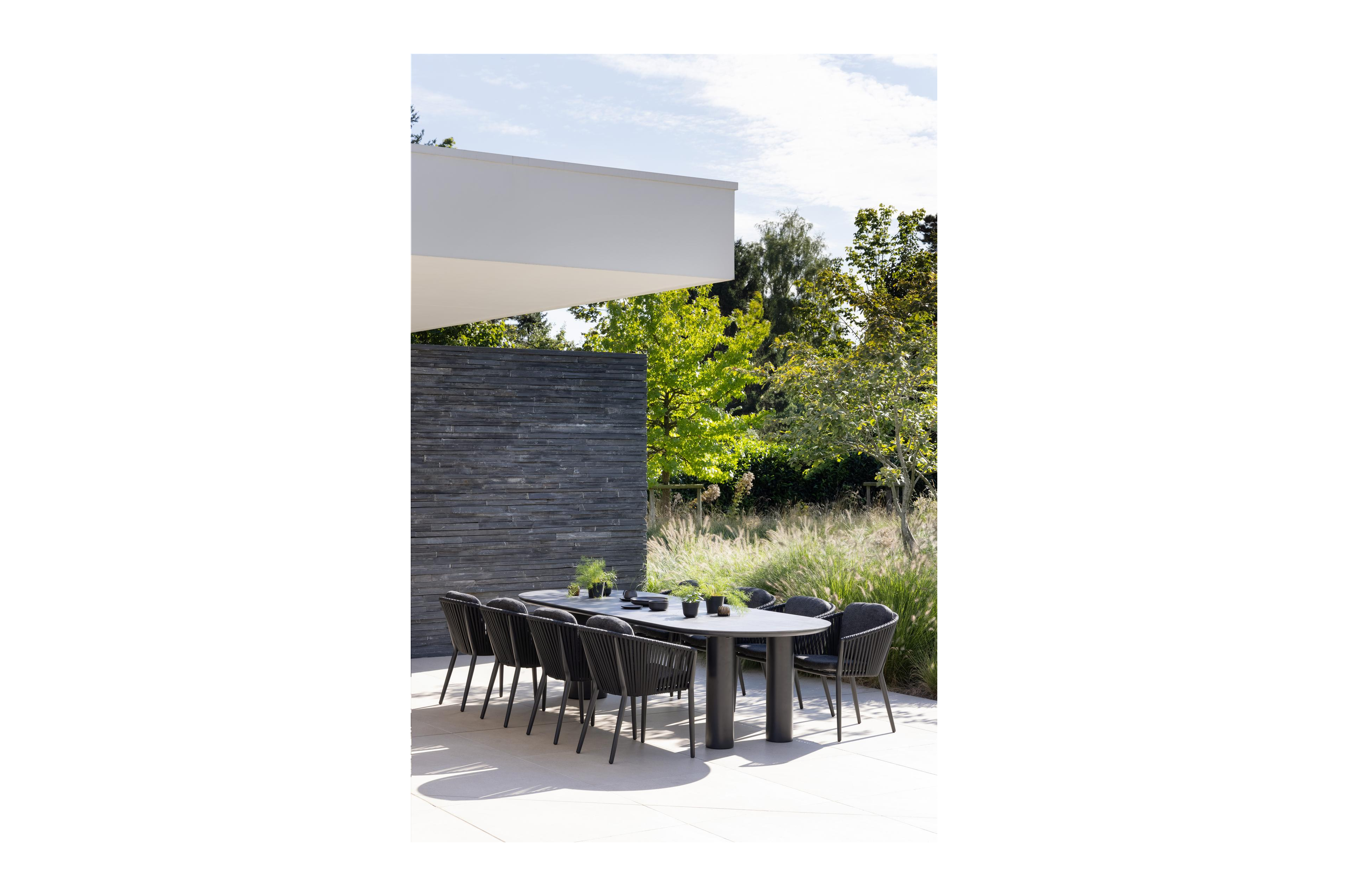 Organo tuintafel ovaal in zwart aluminium en volkeramiek  basalt black - L 300 x B 110 x H 74 cm