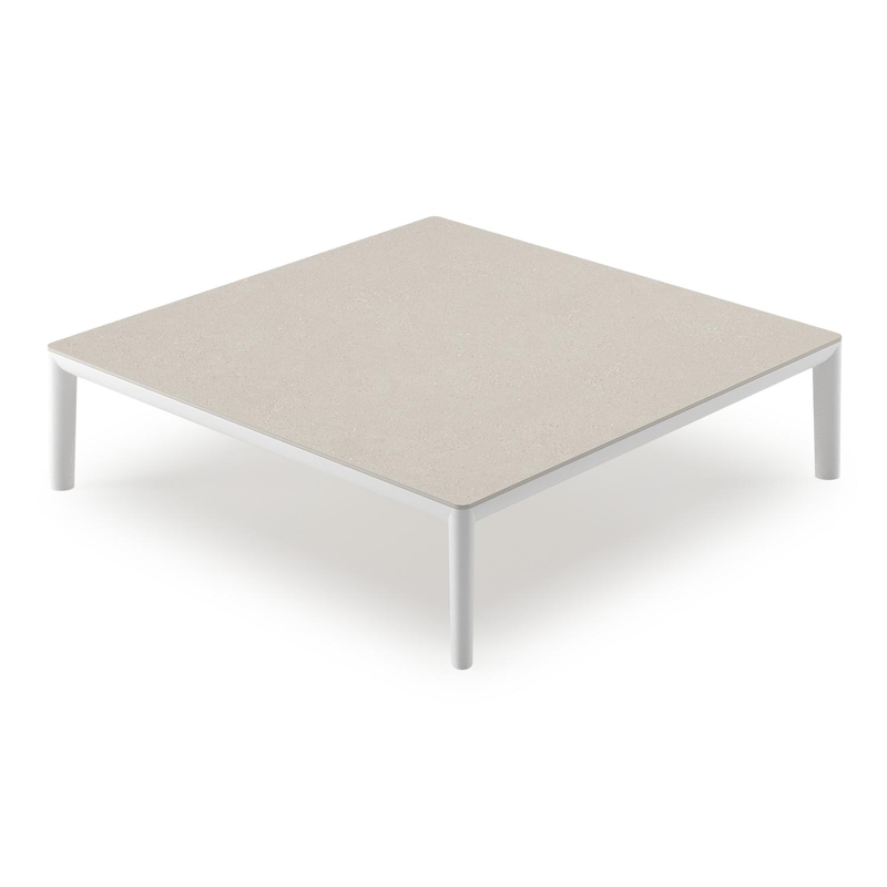Table basse Tolosa en aluminium blanc et sintered stone beige - Lg. 90 x Lrg. 90 x Haut. 38 cm
