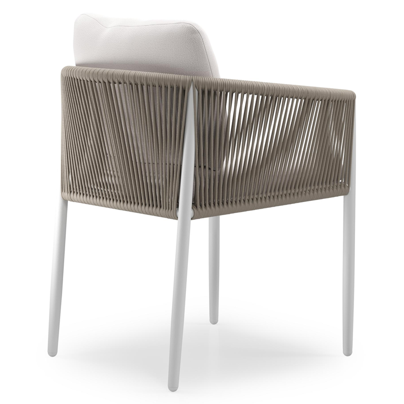 Organo tuinstoel in beige aluminium en beige verticaal geweven ronde rope met stoelkussen in All Weather Sunbrella® Luxe Savane Whisper