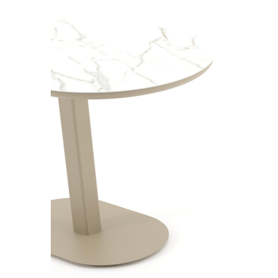 Teramo tuintafel bombo in beige aluminium en volkeramiek Calacatta - L 110 x B 70 x H 73.7 cm