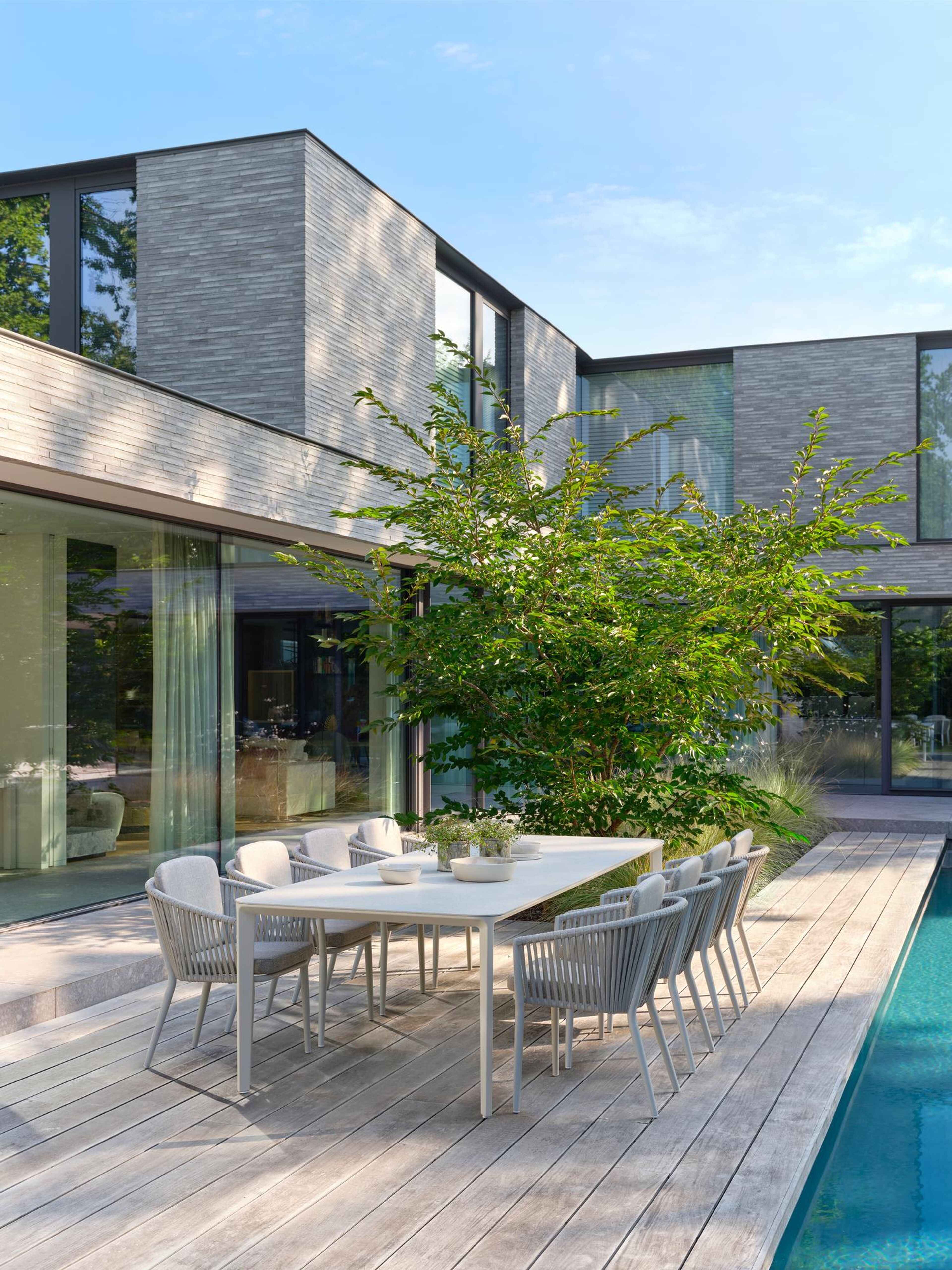 Urbino tuintafel in wit aluminium en volkeramiek shilin - L 290 x B 110 x H 75 cm