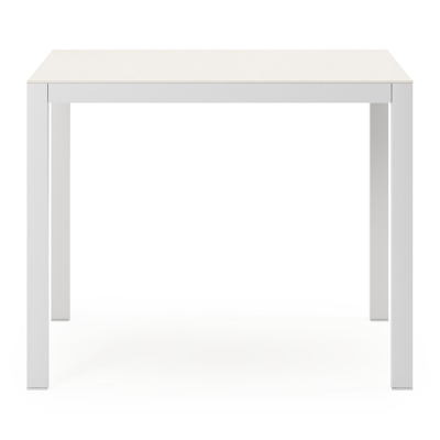 Feltro tuinset in wit aluminium en sintered stone Crema minerale met 2 Calobra tuinstoelen