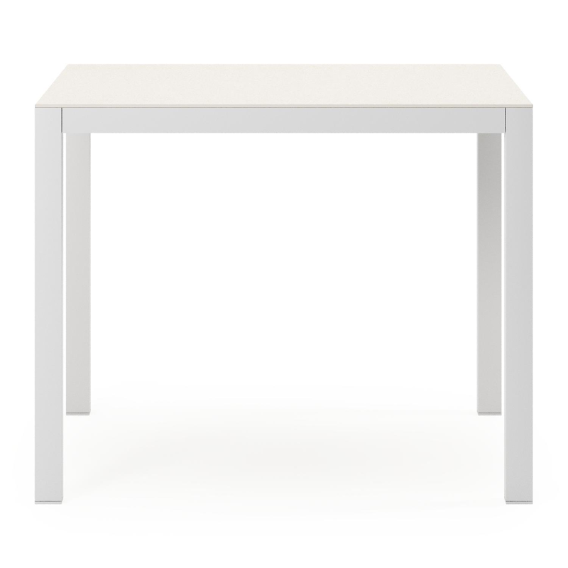 Feltro tuinset in wit aluminium en sintered stone Crema minerale met 2 Calobra tuinstoelen