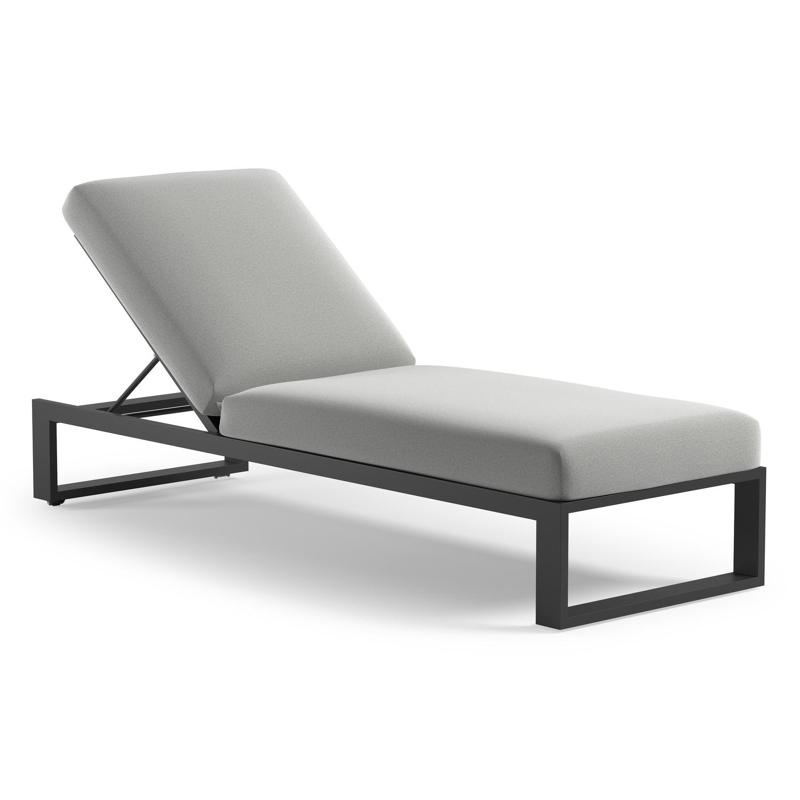 Verato verstelbaar ligbed in zwart aluminium met natte grey chine all weather Sunbrella® luxe kussen