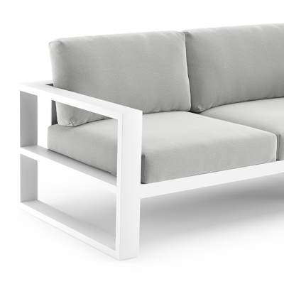 Verato loungehoek in wit aluminium met natte grey chine all weather sunbrella® luxe kussen