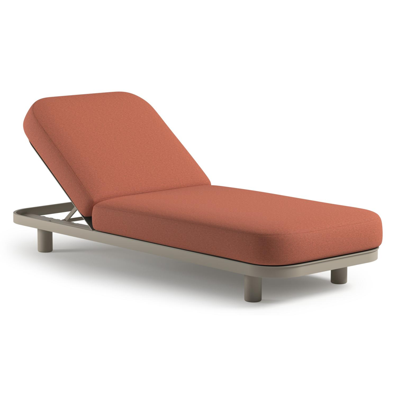 Chaise longue réglable Donato en aluminium beige avec All Weather Sunbrella® luxe heritage rust coussin