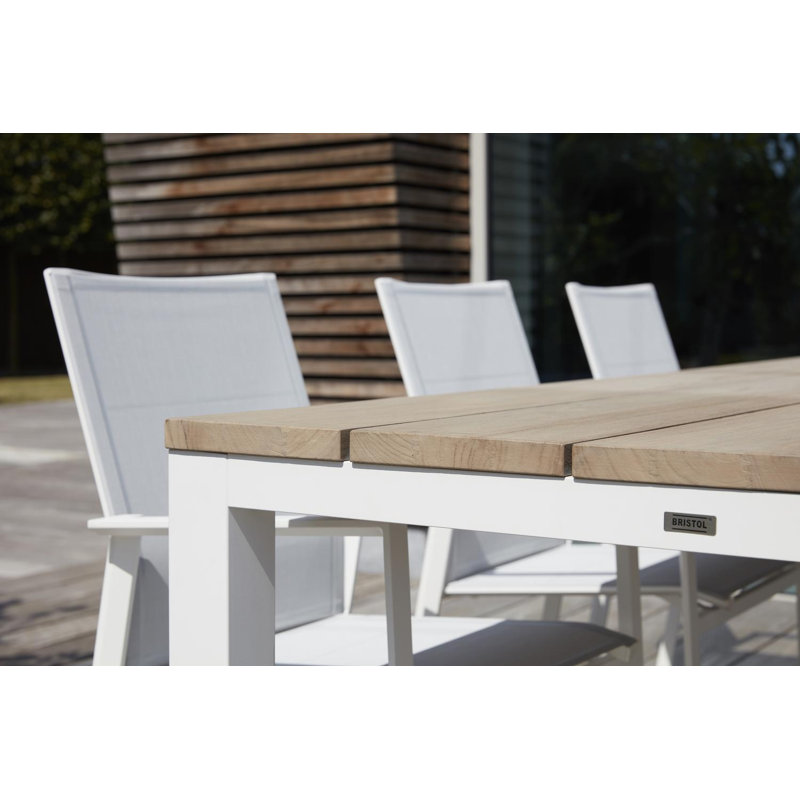 Como tuintafel in wit aluminium met tafelblad in teak - L 240 x B 100 cm