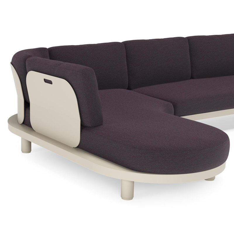 Donato loungehoek in beige aluminium met all weather sunbrella® luxe Tundra Red kussen