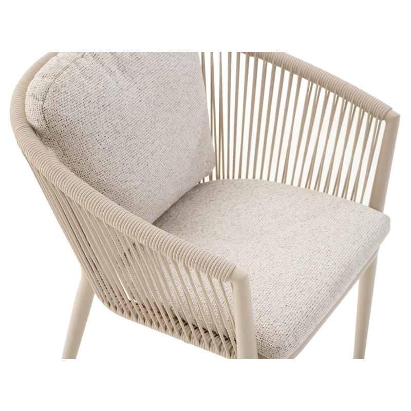 Orso stapelbare tuinstoel in beige aluminium en beige verticaal geweven ronde rope met kussen in All Weather Solica Firenze Natural