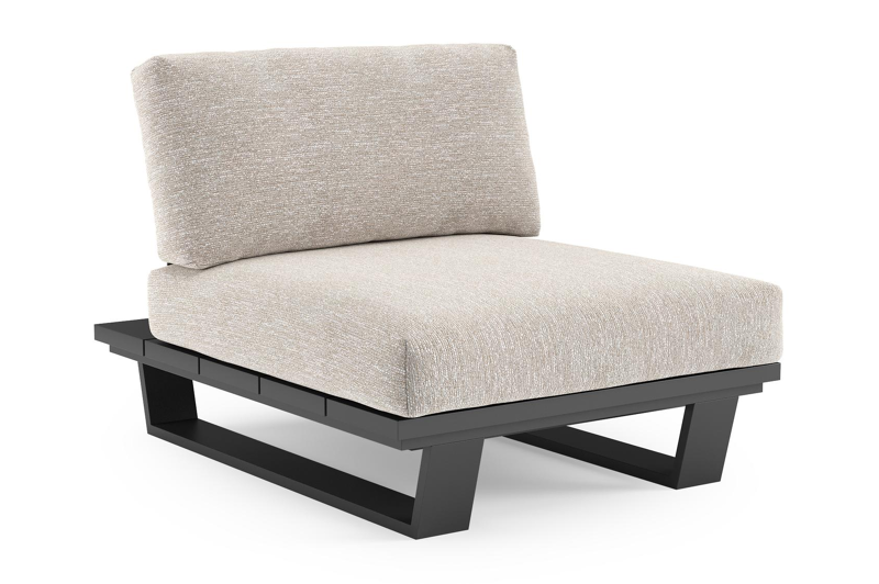 Pagino loungestoel in zwart aluminium met tundra sand all weather sunbrella® luxe kussen